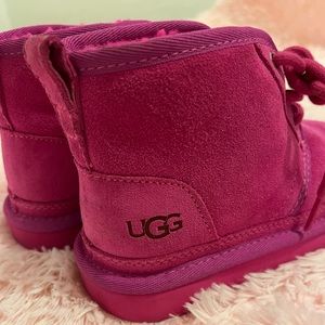 Ugg BOOTIES